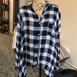 Soft light weight flannel button down shirt.